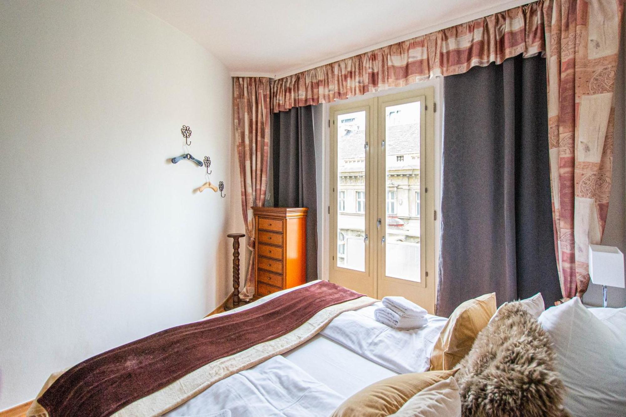 Main Prague Square Apartments Sauna And Fireplace Exterior foto