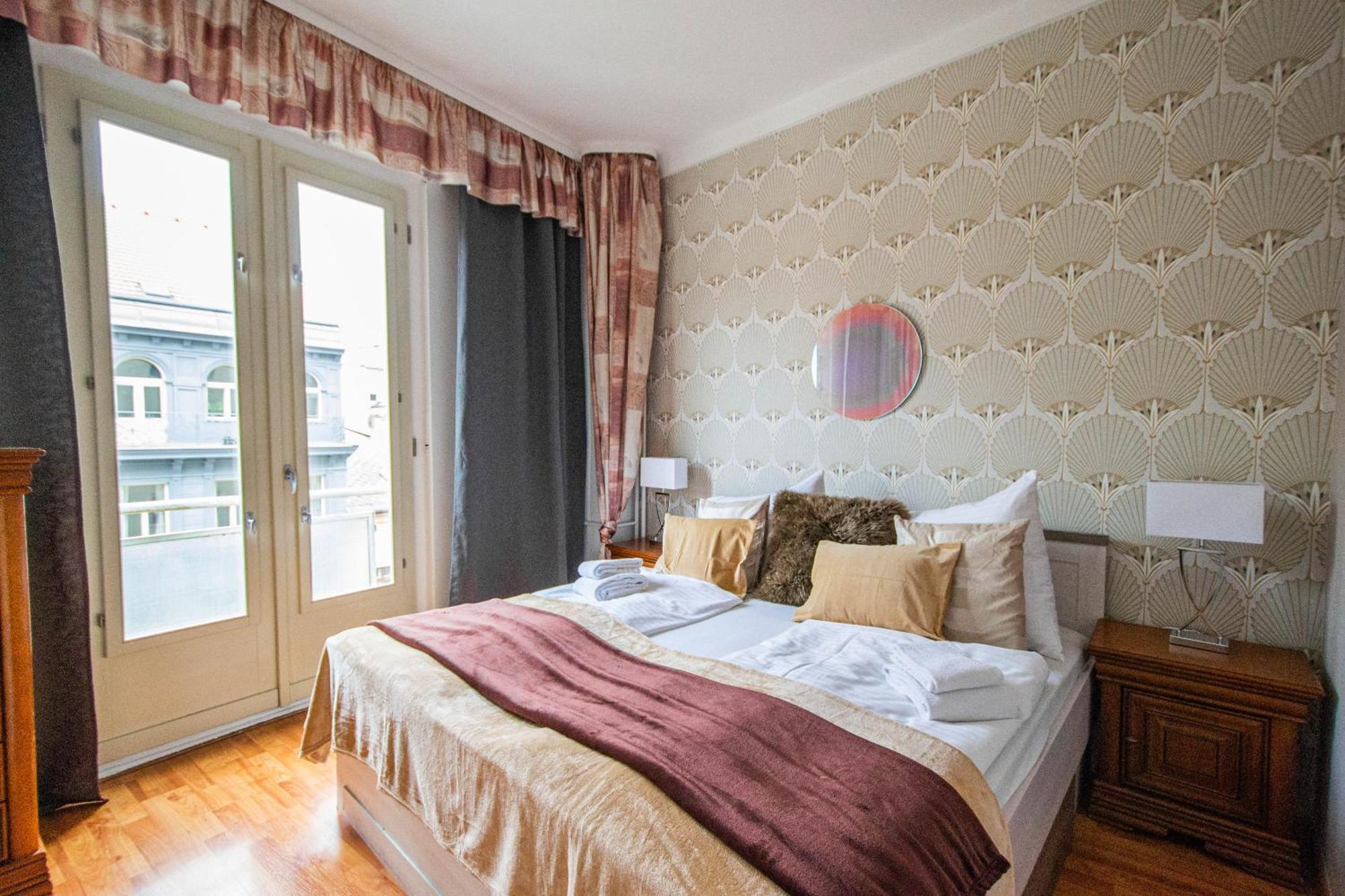 Main Prague Square Apartments Sauna And Fireplace Exterior foto