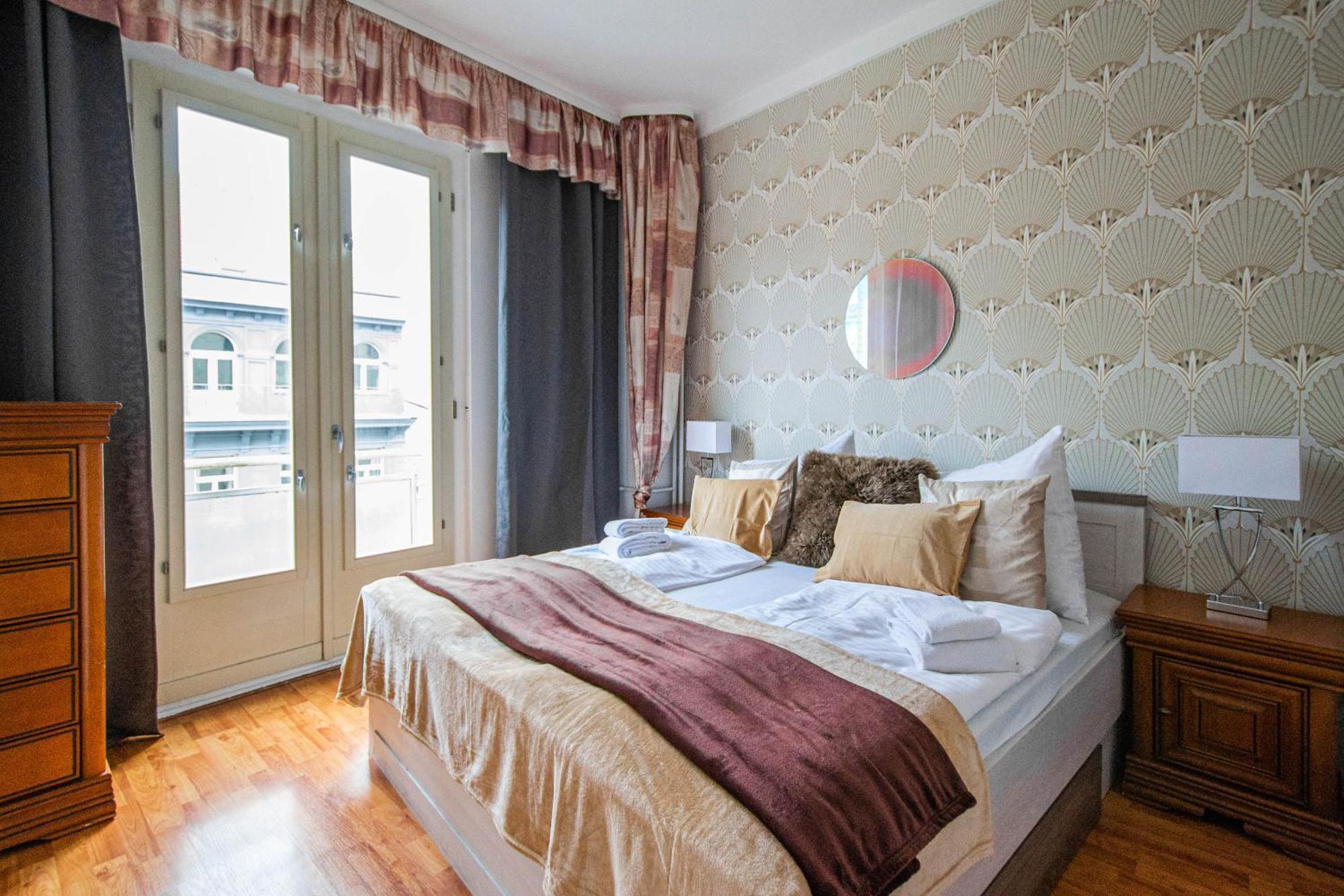 Main Prague Square Apartments Sauna And Fireplace Exterior foto