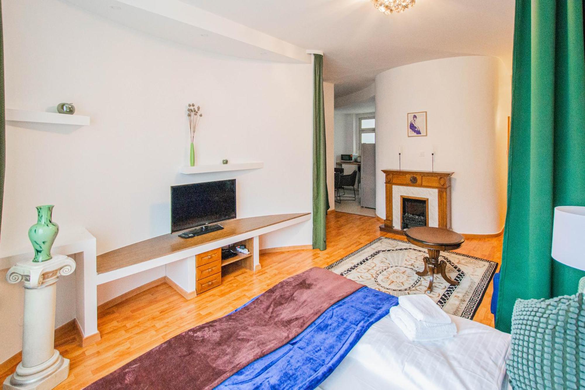 Main Prague Square Apartments Sauna And Fireplace Exterior foto